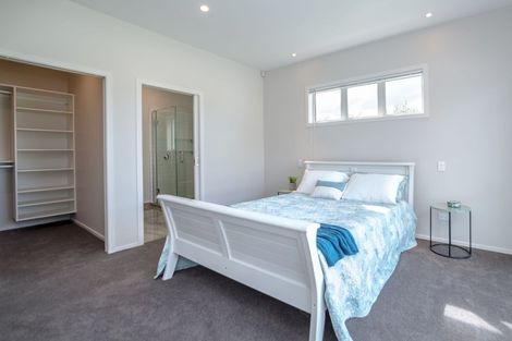 Photo of property in 9 James Kidd Place, Greytown, 5712