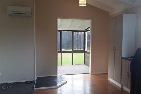 Photo of property in 2/185 Great South Road, Drury, 2113