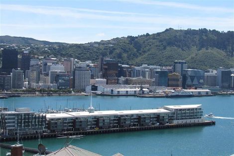 Photo of property in 67 Hawker Street, Mount Victoria, Wellington, 6011