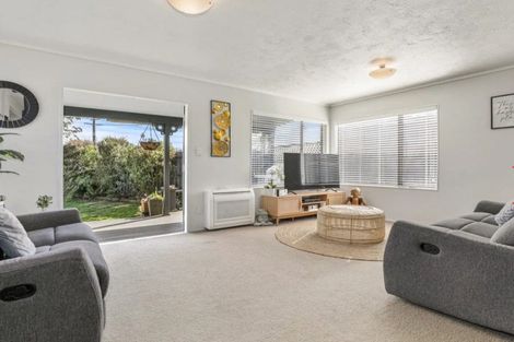 Photo of property in 28 Pukehangi Road, Pukehangi, Rotorua, 3015