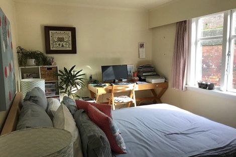 Photo of property in 1/87 Hataitai Road, Hataitai, Wellington, 6021