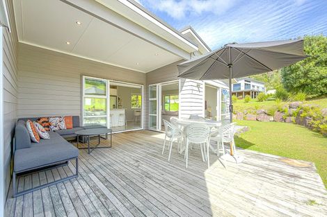 Photo of property in 5 Ross Place, Whiritoa, Whangamata, 3691