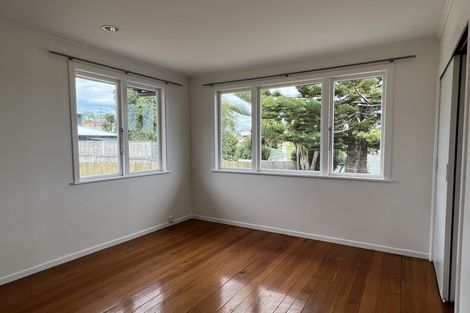 Photo of property in 19 James Street, Glenfield, Auckland, 0629