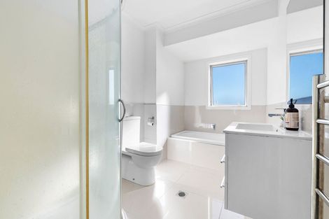 Photo of property in 5/7 Vialou Street, Hamilton Central, Hamilton, 3204