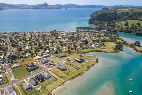 Photo of property in 11 Admiral Drive, Cooks Beach, Whitianga, 3591