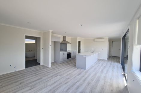 Photo of property in 18 Anchor Crescent, Papamoa, 3118