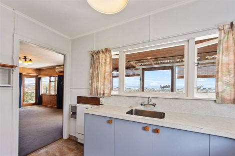 Photo of property in 102 The Ridgeway, Stoke, Nelson, 7011