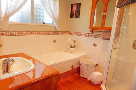 Photo of property in 28 Ure Street, South Hill, Oamaru, 9400