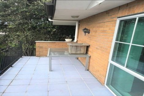 Photo of property in 68 Flanshaw Road, Te Atatu South, Auckland, 0610