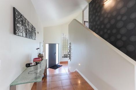 Photo of property in 43 Tawavale Street, Pukehangi, Rotorua, 3015