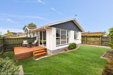 Photo of property in 1/180a Grimseys Road, Redwood, Christchurch, 8051