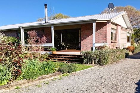 Photo of property in 12 Deller Drive, Carterton, 5713