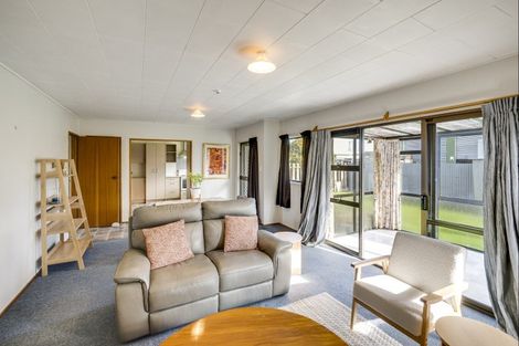 Photo of property in 810 Queen Street West, Saint Leonards, Hastings, 4120