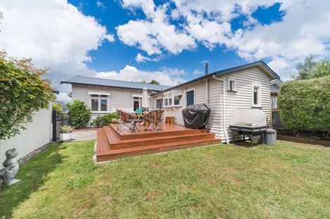 Photo of property in 11 Florence Avenue, Palmerston North, 4414
