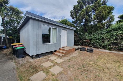 Photo of property in 70 Racecourse Road, Sockburn, Christchurch, 8042
