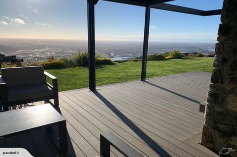 Photo of property in 21 Parkridge Place, Mount Pleasant, Christchurch, 8081