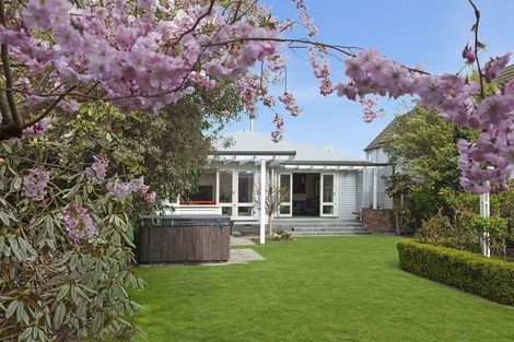 Photo of property in 73 Saint Albans Street, St Albans, Christchurch, 8014