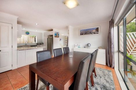 Photo of property in 147a View Road, Sunnyvale, Auckland, 0612