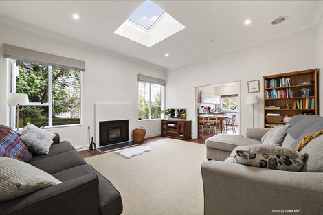 Photo of property in 5 Cashmere Avenue, Khandallah, Wellington, 6035