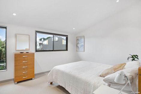 Photo of property in 4/53a Powell Street, Avondale, Auckland, 1026