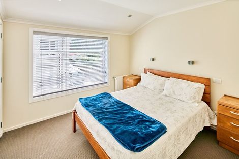 Photo of property in 12a Glenmore Street, Thorndon, Wellington, 6011