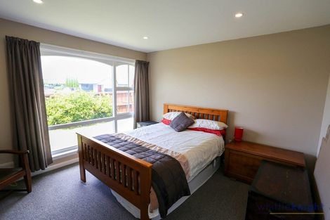 Photo of property in 1a Chilcombe Street, Ilam, Christchurch, 8041