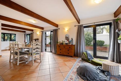 Photo of property in 125 Stapletons Road, Richmond, Christchurch, 8013