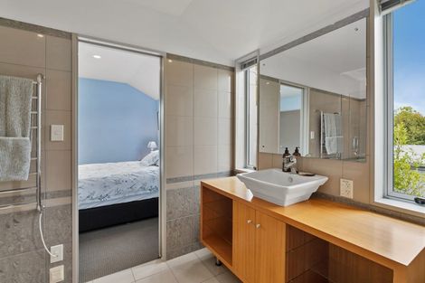 Photo of property in 7 Tui Street, Fendalton, Christchurch, 8041