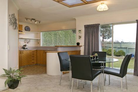 Photo of property in 2/3 Marshall Avenue, Richmond Heights, Taupo, 3330
