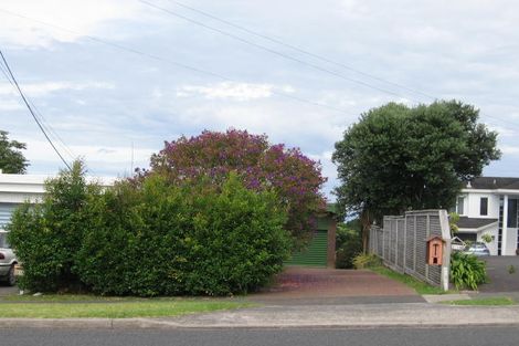 Photo of property in 1/21 Toroa Street, Torbay, Auckland, 0630