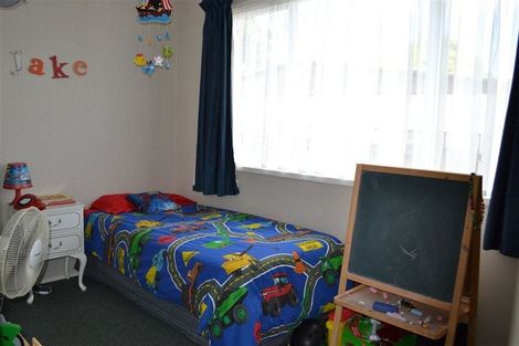 Photo of property in 11 Duke Avenue, Pukekohe, 2120