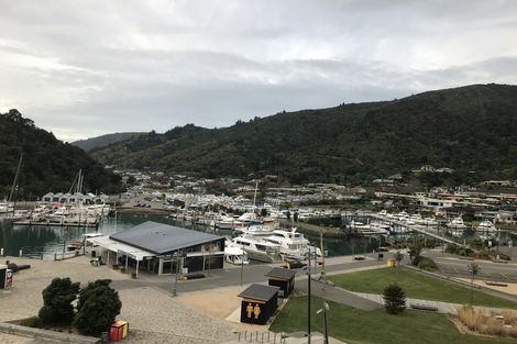 Photo of property in Oxleys Rock Apartments, 503/6 London Quay, Picton, 7220