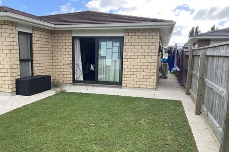 Photo of property in 5 Martha Turnell Crescent, Manor Park, Lower Hutt, 5019
