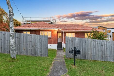 Photo of property in 2a Kereru Street, Henderson, Auckland, 0612