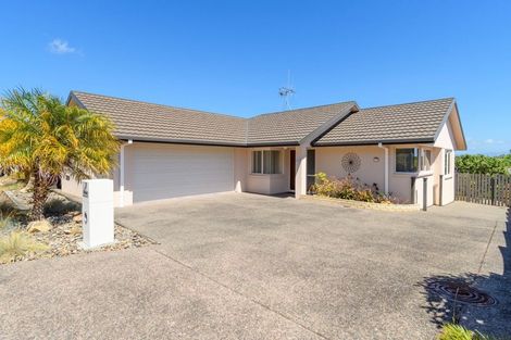 Photo of property in 17 La Sendero Way, Bethlehem, Tauranga, 3110