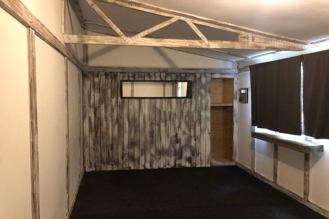 Photo of property in 3 Eagleson Street, Northcross, Auckland, 0632