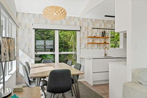 Photo of property in 100 Manganese Point Road, Tamaterau, Whangarei, 0174