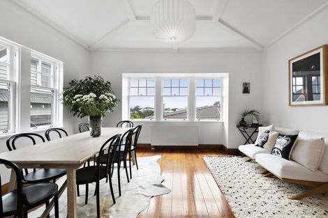 Photo of property in 94 Upland Road, Kelburn, Wellington, 6012