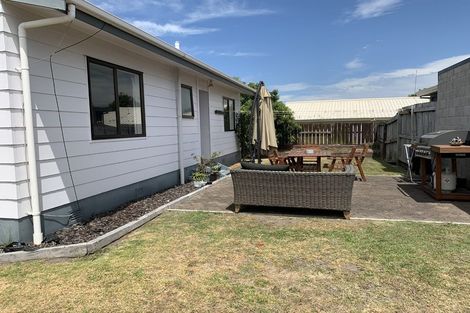 Photo of property in 74b Hartford Avenue, Papamoa Beach, Papamoa, 3118