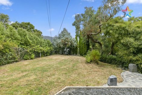 Photo of property in 83 Bird Grove, Stokes Valley, Lower Hutt, 5019