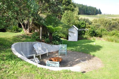Photo of property in 57 Govan Wilson Road, Whangaripo, Warkworth, 0985