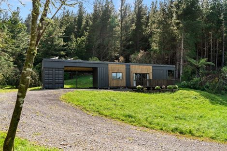 Photo of property in 90 Hoeke Road, Carrington, Carterton, 5791