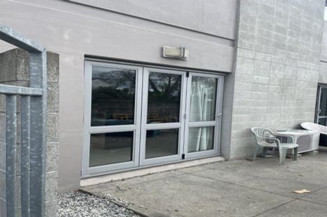 Photo of property in 27a Newnham Terrace, Upper Riccarton, Christchurch, 8041