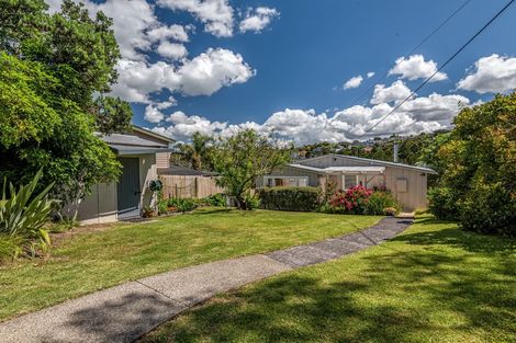 Photo of property in 91 Island Bay Road, Beach Haven, Auckland, 0626