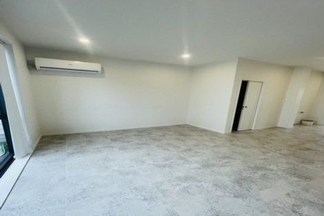 Photo of property in 10/1 Sylvan Crescent, Te Atatu South, Auckland, 0610