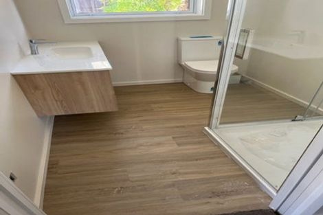 Photo of property in 11 Grimseys Road, Redwood, Christchurch, 8051