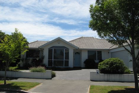 Photo of property in 37 Berkshire Drive, Avonhead, Christchurch, 8042