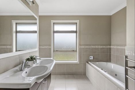 Photo of property in 170 Swayne Road, Cambridge, 3493