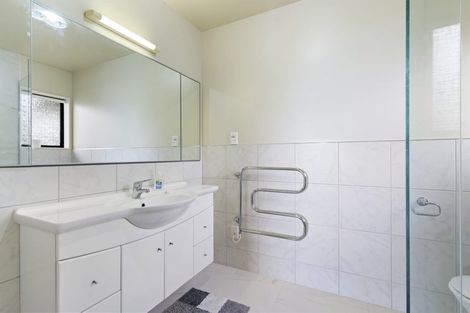 Photo of property in 146 Pacific Parade, Army Bay, Whangaparaoa, 0930