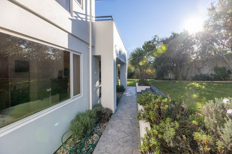 Photo of property in 6 Somerton Rise, Westmorland, Christchurch, 8025